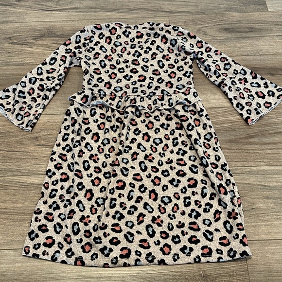 Area Code 407 Girls 12 Cheetah Long Flare Sleeve Dress with Ruffle Waist - Picture 5 of 6